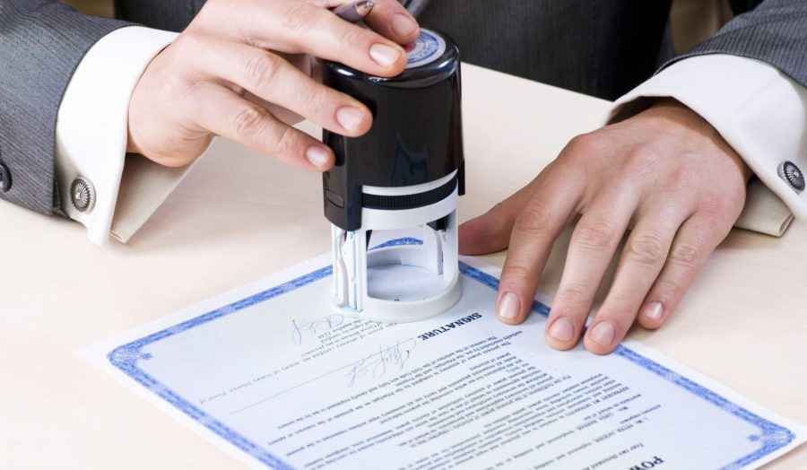 What is the difference between a notarised power of attorney and a regular one? - consultantlm.uk